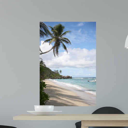 Palm Sea Praslin