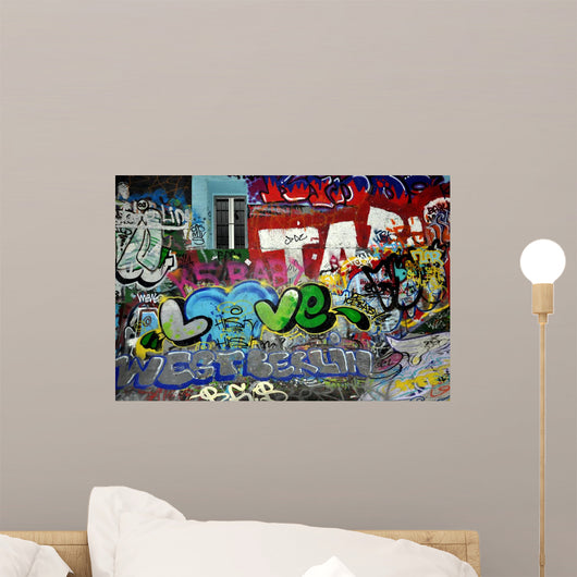Loveet Graffiti