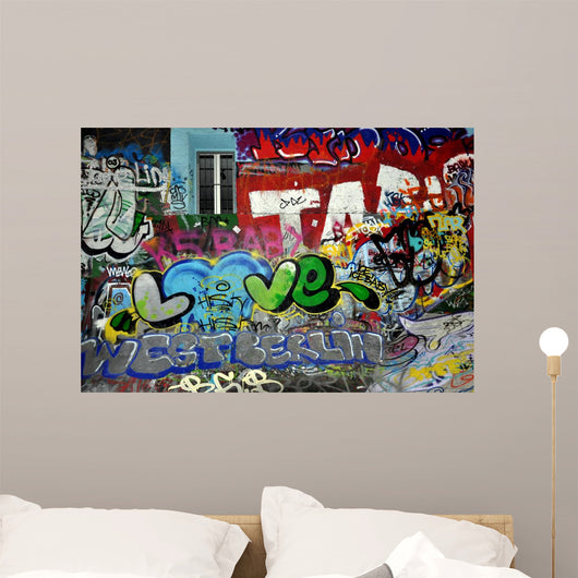 Loveet Graffiti