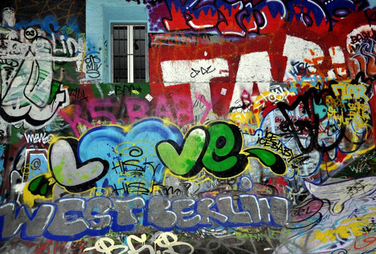 Loveet Graffiti