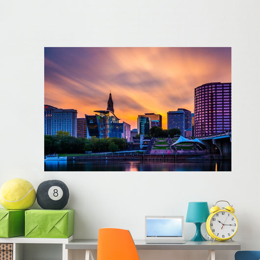 Hartford with Breeze Wall Decal