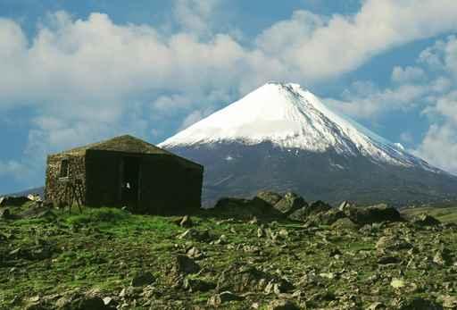 Volcano Klushevskaja Wall Decal