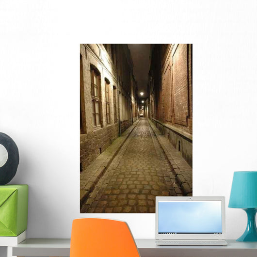 Rue Deserte Wall Decal