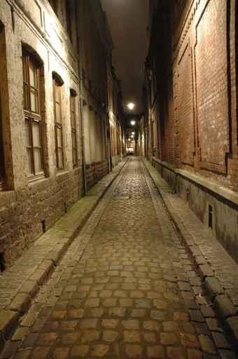 Rue Deserte Wall Decal