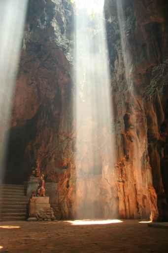 Vietnam Montagne Marbre Wall Decal