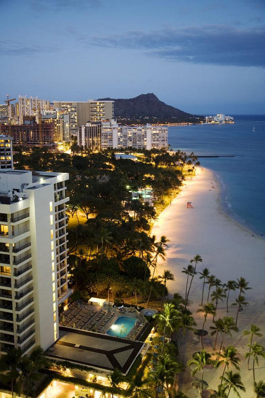 USA, Hawaii, Oahu, Waikiki Beach And Diamond Head In The Evening Wall Mural