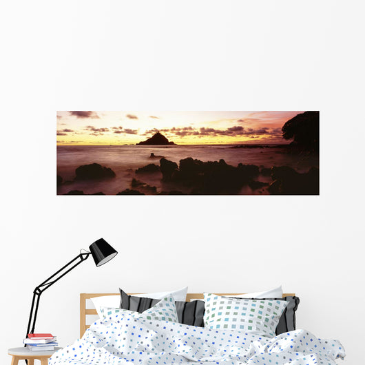 USA Hawaii Maui Alau Wall Decal Design 2