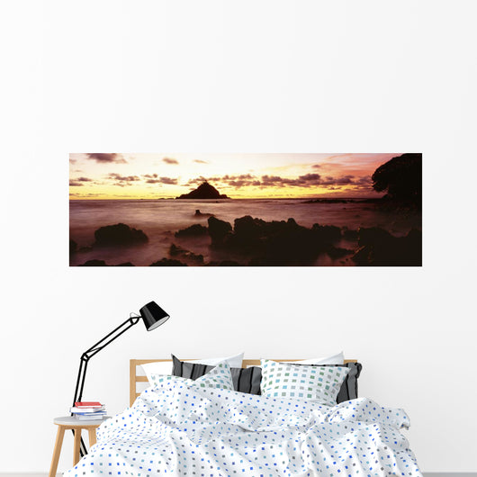 USA Hawaii Maui Alau Wall Decal Design 2