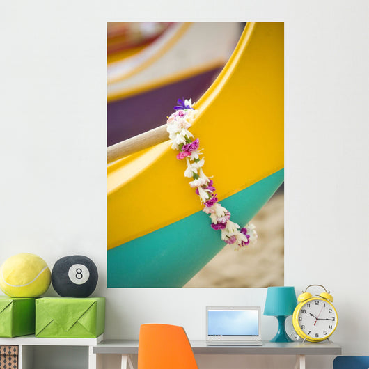 Hawaii Oahu Lei Draped Wall Decal