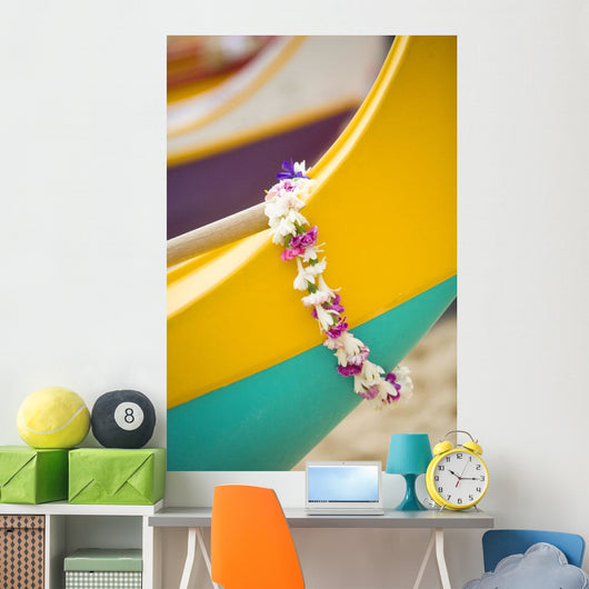 Hawaii Oahu Lei Draped Wall Decal