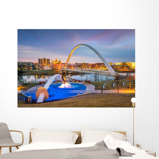 Des Moines Iowa Skyline City Scape Wall Decal