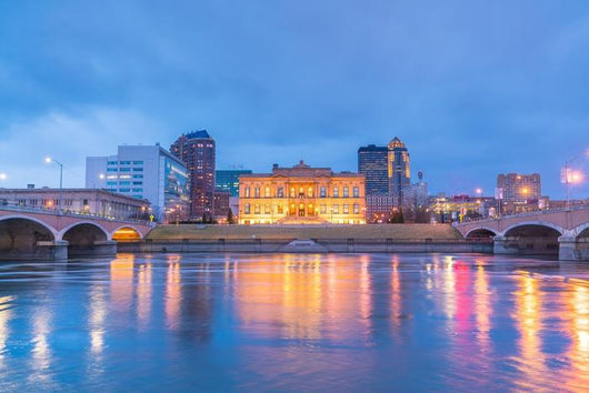 Des Moines Iowa Skyline River Wall Decal