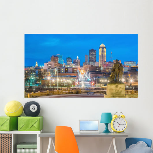 Des Moines Iowa Skyline Distant Wall Decal