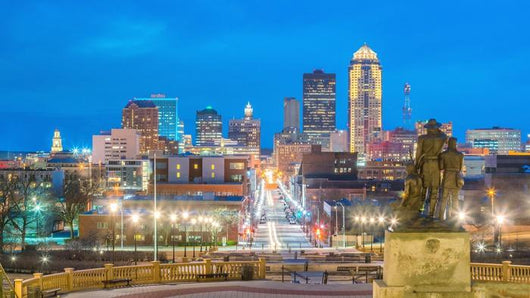 Des Moines Iowa Skyline Distant Wall Decal