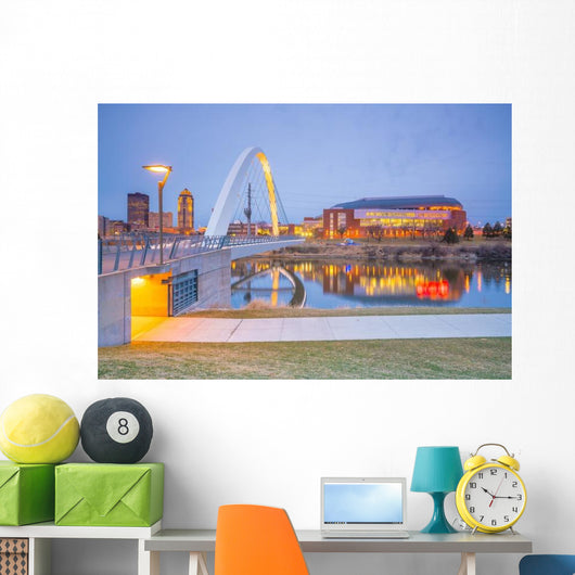 Des Moines Iowa Skyline Wall Decal