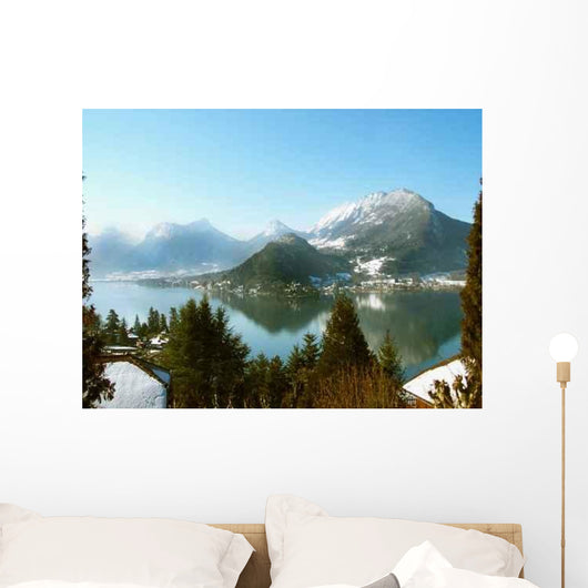 Lac 100 2557 Wall Decal