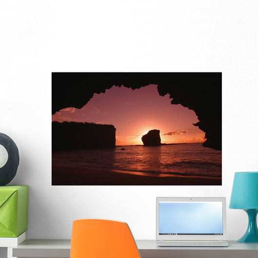 Hawaii, Lanai, Pu'u Pehe, Sweetheart Rock Sunrise Wall Mural