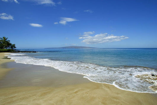 Hawaii, Maui, Wailea, Beautiful Polo Beach, Kahoolawe In Distance Wall Mural