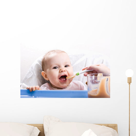 Feeding Child