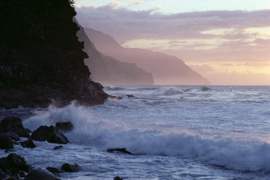 Hawaii, Kauai, Na Pali Coast, At Twilight, Rough Turbulent Ocean A40A Wall Mural