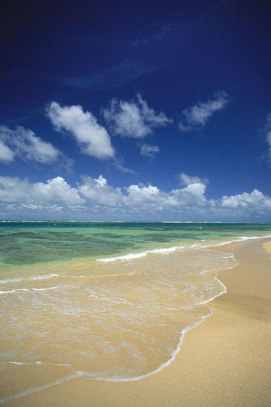 Hawaii, Kauai, North Shore, Clear Shoreline, Sand At Haena Beach A32A Wall Mural
