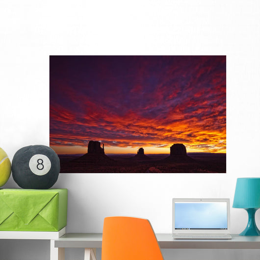 Sunrise Over Monument Valley, Arizona Wall Mural