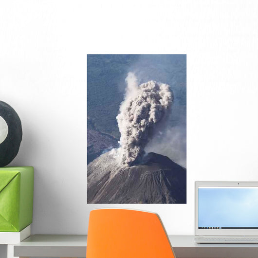 Explosion Du Volcan Santiaguito Wall Decal Design 1