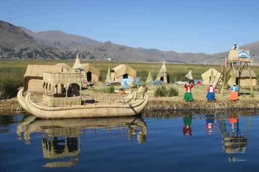 Iles Uros Lac Titicaca Wall Decal Design 2