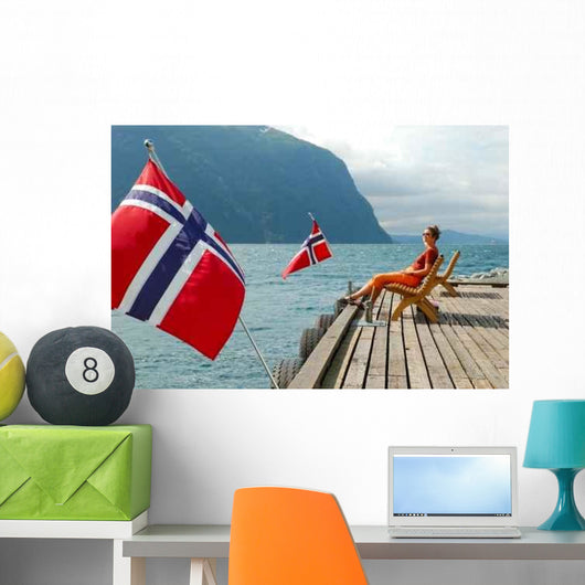 Liabygda Wall Decal