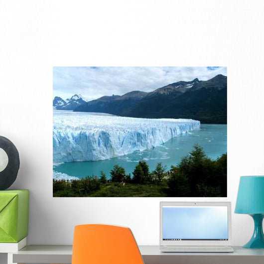 Front Du Glacier Wall Decal