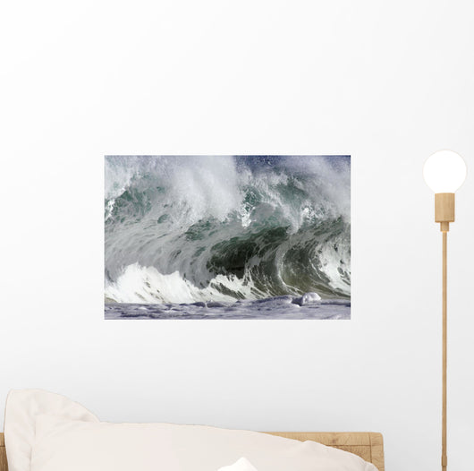 Hawaii, Big powerful wave break Wall Mural
