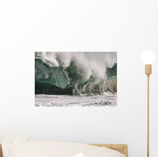 Hawaii, Big powerful wave break Wall Mural