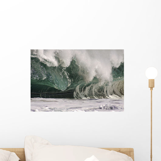 Hawaii, Big powerful wave break Wall Mural