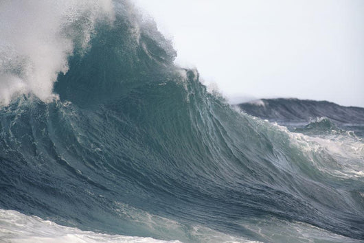 Hawaii, Big powerful wave break Wall Mural