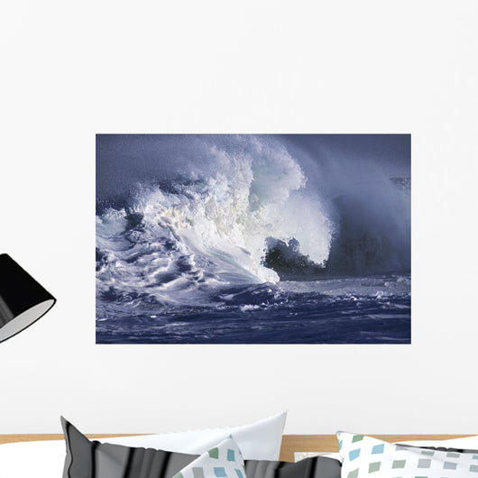 Hawaii, Big powerful wave break Wall Mural