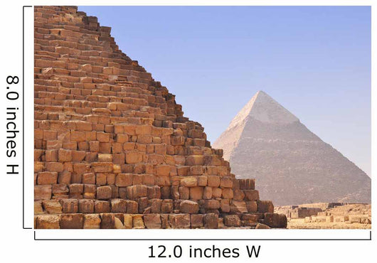 Pyramides