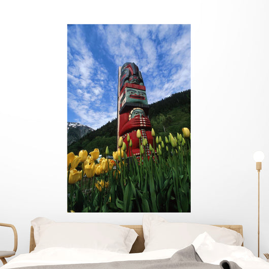 Totem Pole with Tulips Wall Decal