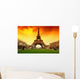 tour eiffel et ciel de feu Wall Mural