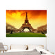 tour eiffel et ciel de feu Wall Mural