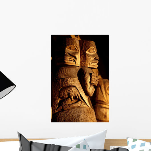 Detail Indian Totem Poles Wall Decal