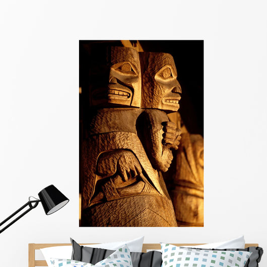 Detail Indian Totem Poles Wall Decal