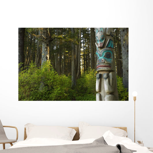 Native Totem Pole Sitka Wall Decal Design 3