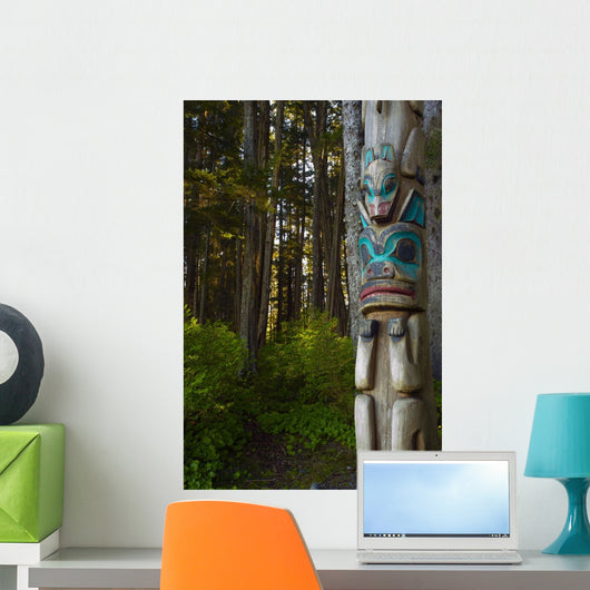 Native Totem Pole Sitka Wall Decal Design 2