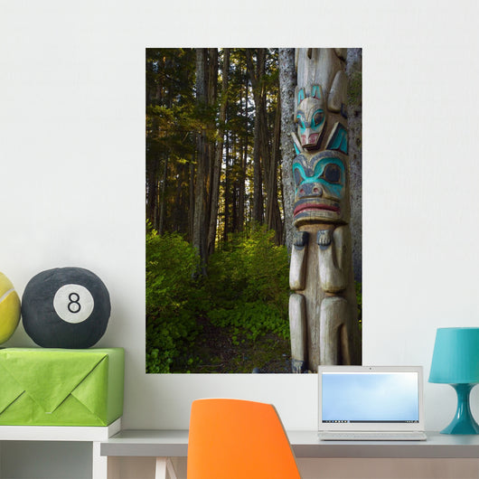 Native Totem Pole Sitka Wall Decal Design 2