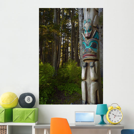 Native Totem Pole Sitka Wall Decal Design 2
