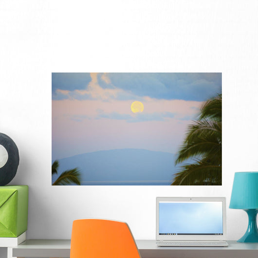 Sun glowing Wall Mural