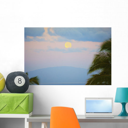 Sun glowing Wall Mural