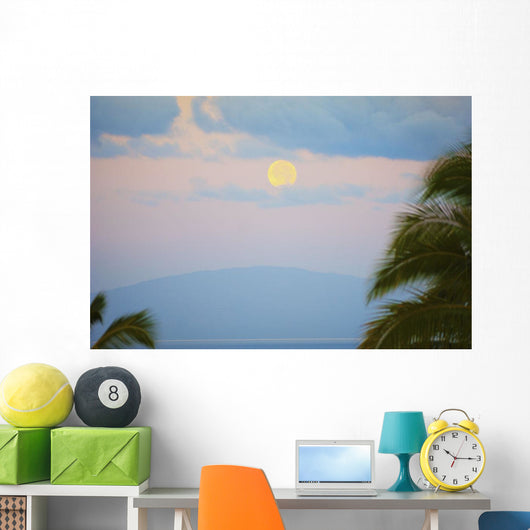 Sun glowing Wall Mural