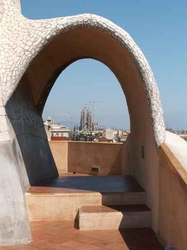 La Pedrera Arch Wall Decal