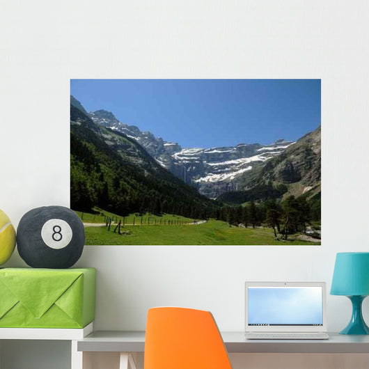 Cirque Gavarnie Wall Decal